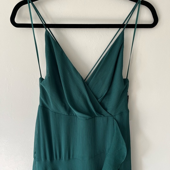 ASTR the label holland dress maxi emerald green small NWT - Picture 5 of 11